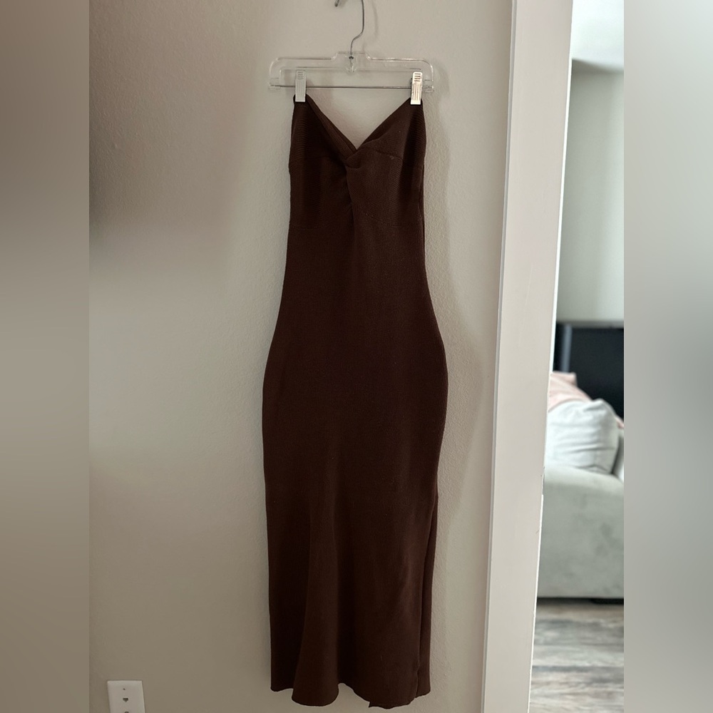 Brown dress